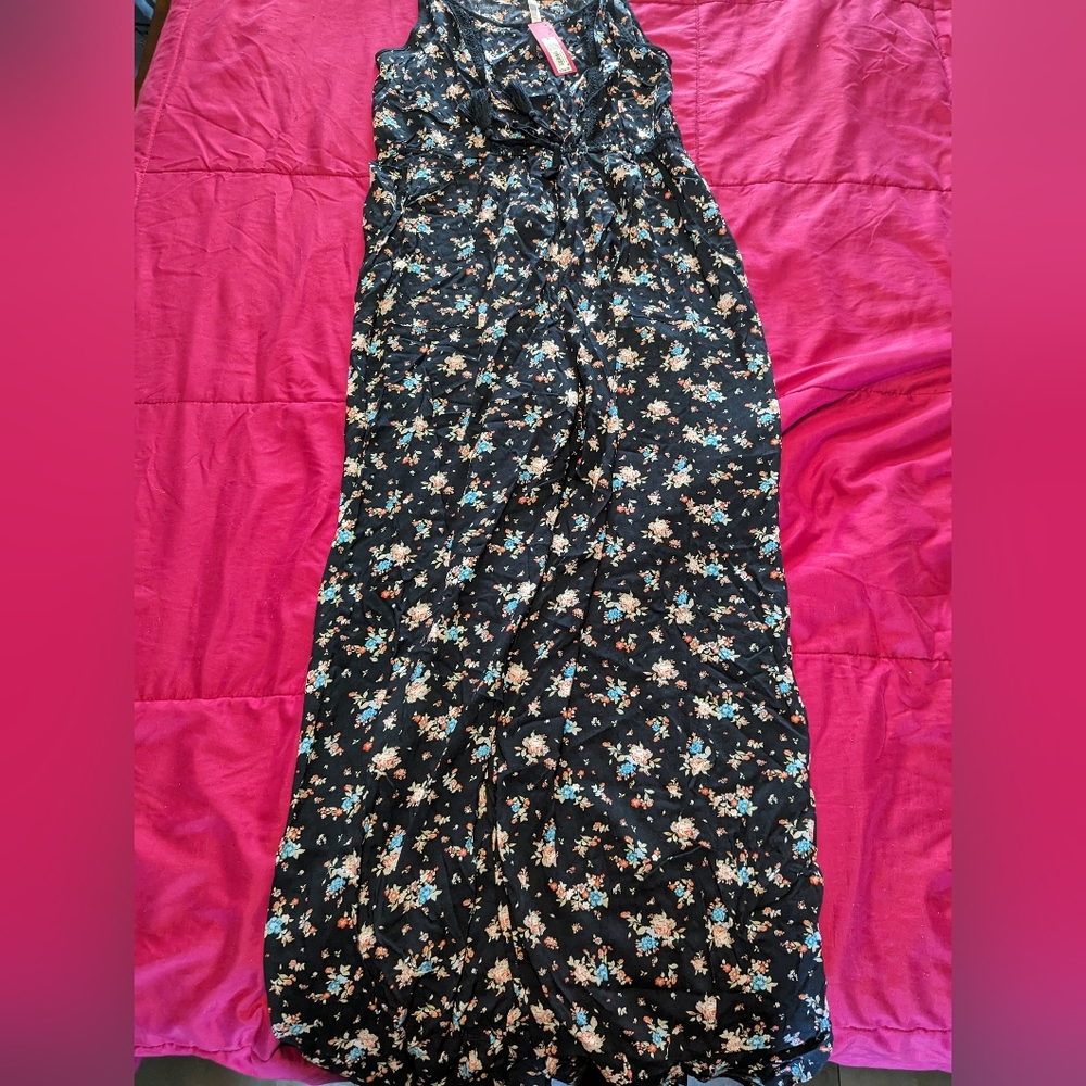 Women's dress